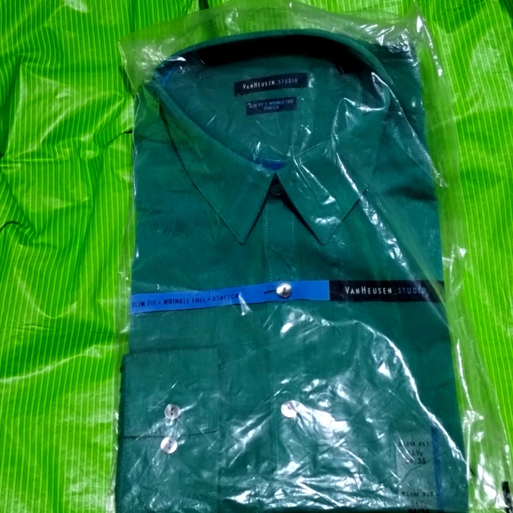 NWT Men's Shirt